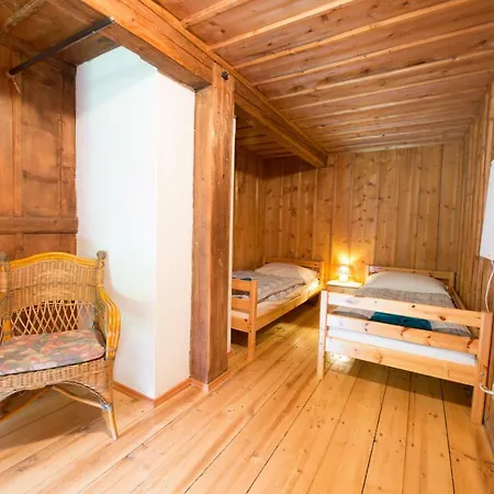 샬레 Waldhaus Ahornau 슈라드밍