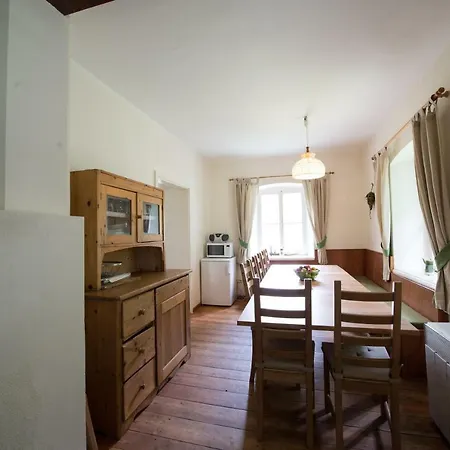 Waldhaus Ahornau 슈라드밍